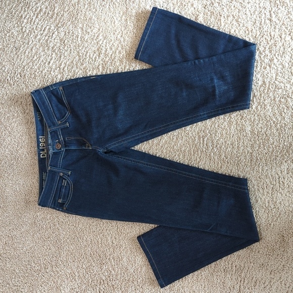 DL1961 4 Way Stretch 360 Comfort Kate Slim Straight Dark Wash Jeans EUC Size 27 - Picture 2 of 16
